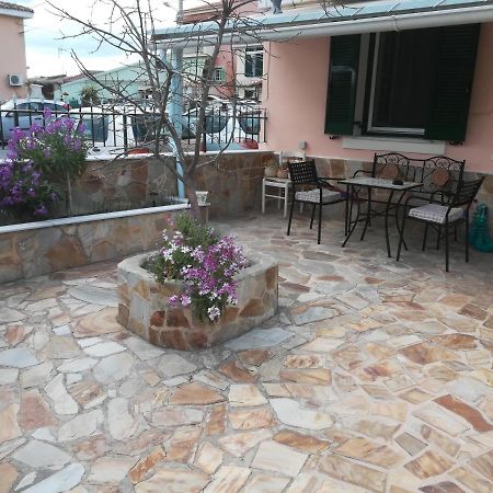 Corfu  Zaira'S Little House 아파트 외부 사진